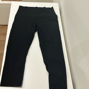 Medium lulu leggings
